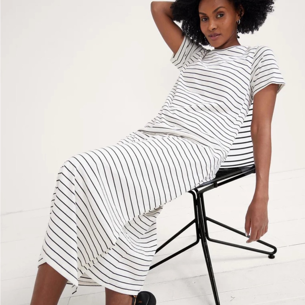 HATCH Easy Going Nursing Tee Dress - White and Black Stripe - NWT-sz 2
